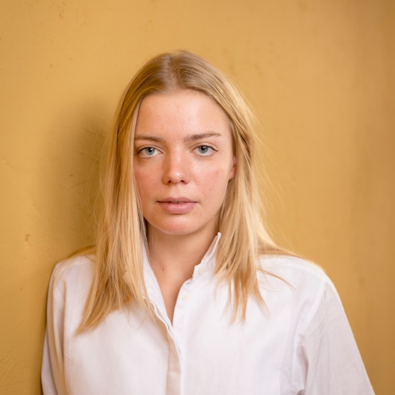 Portrait photo of Charlotte Kufus, managing director of Legal OS